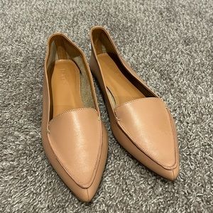 Great condition like-new Women’s J.Crew leather flat loafers.